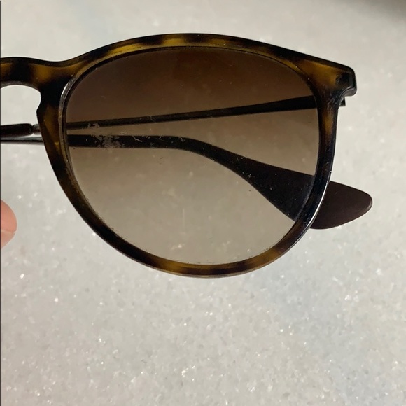 Ray-Ban Erika RB4171 - Picture 2 of 5